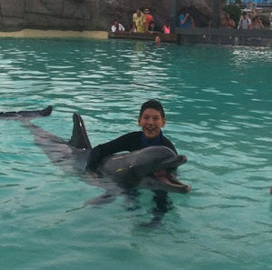 Meet your Posher, Enrique